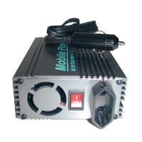 Spannungs Wandler 12 V - 230 V 